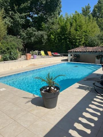 L'Appartement Du Micocoulier ซาลง-เดอ-โพรวองซ์ ภายนอก รูปภาพ